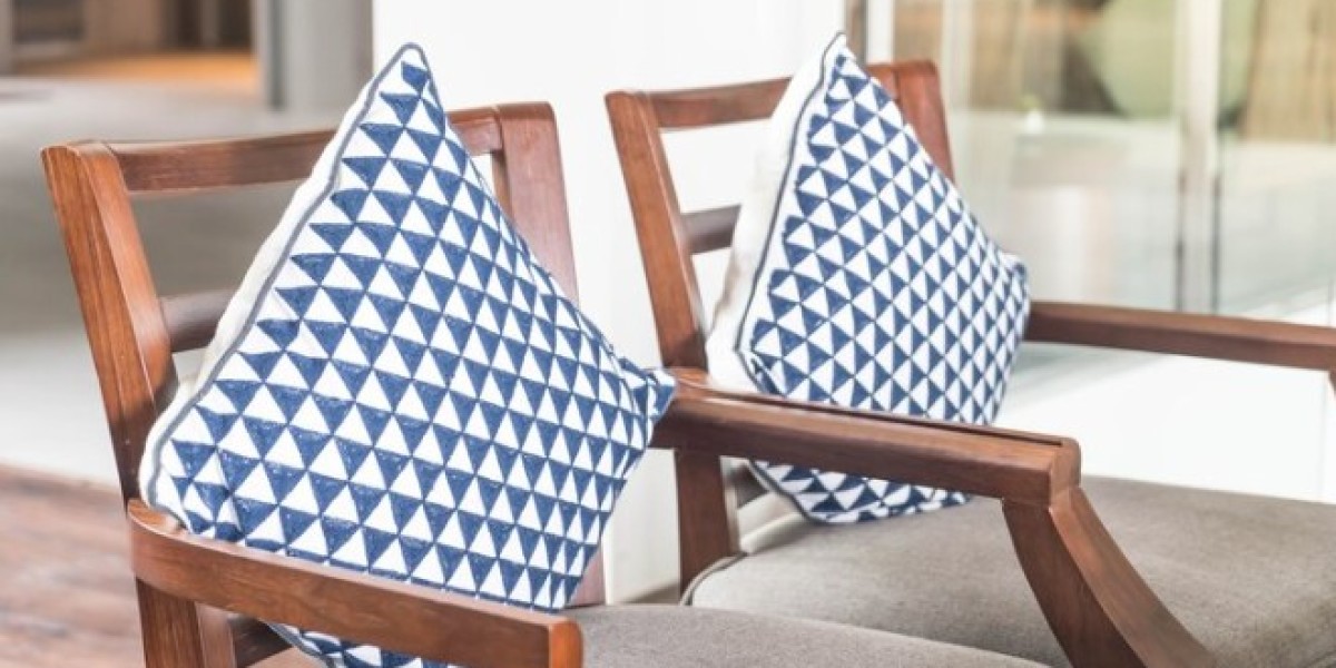 Eternal Comfort: Classic Outdoor Cushions That Stand the Test of Time
