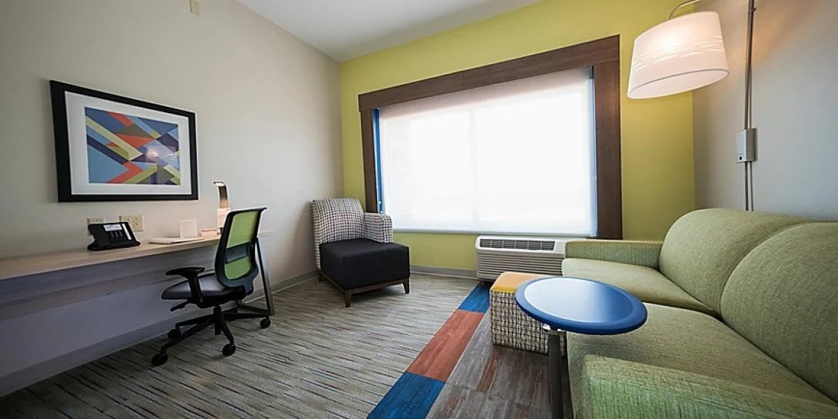 Unparalleled kids-friendly amenities at Holiday Inn that help you make the best luxury hotel room reservations in Southa