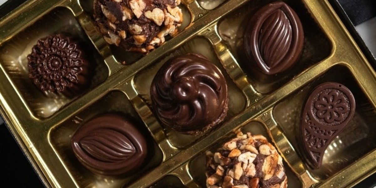 Elevate Your Celebrations: Holiday Chocolate Gift Boxes