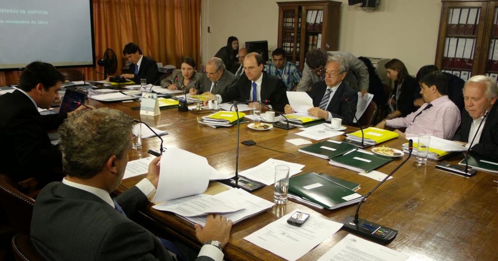 Representantes de FENAMIP se retiran indignados de sesión de comisión de la Cámara de Diputados  | APROTEC