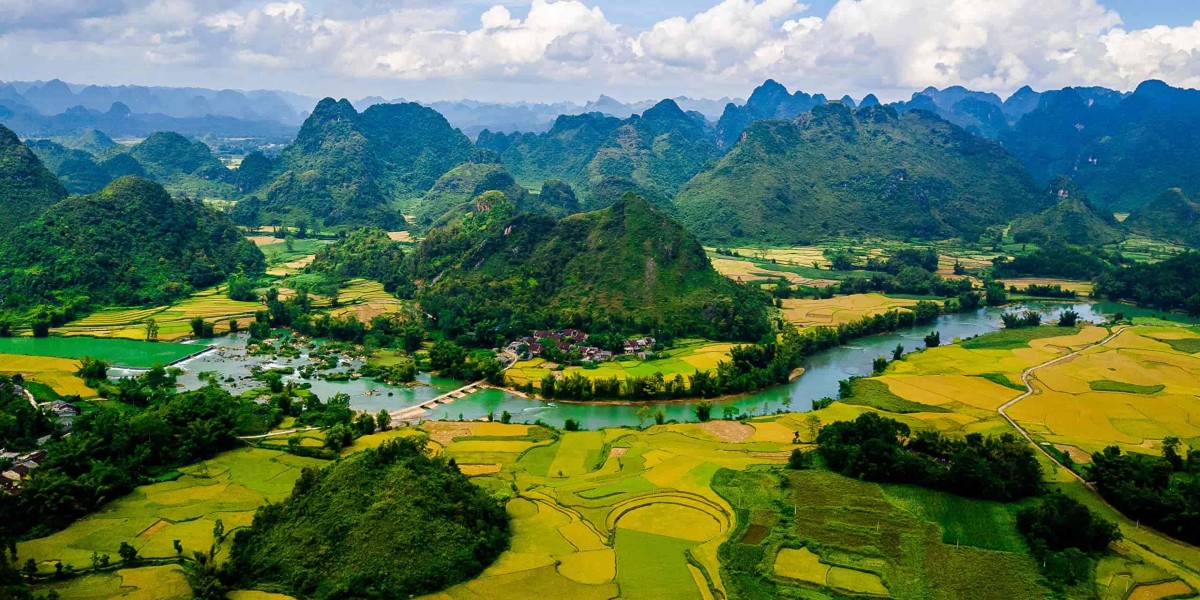 Vietnam Calling: Everything You Need to Know Before Booking a Tour Package