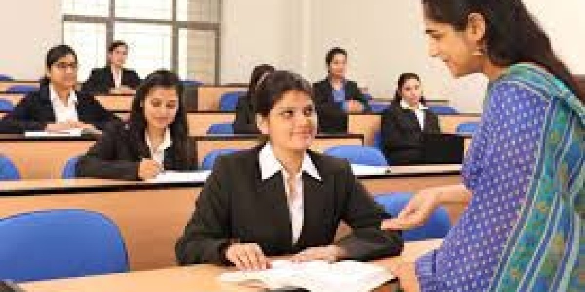 MBA Insurance Colleges in Mumbai Offer a Gateway to Strategic Excellence