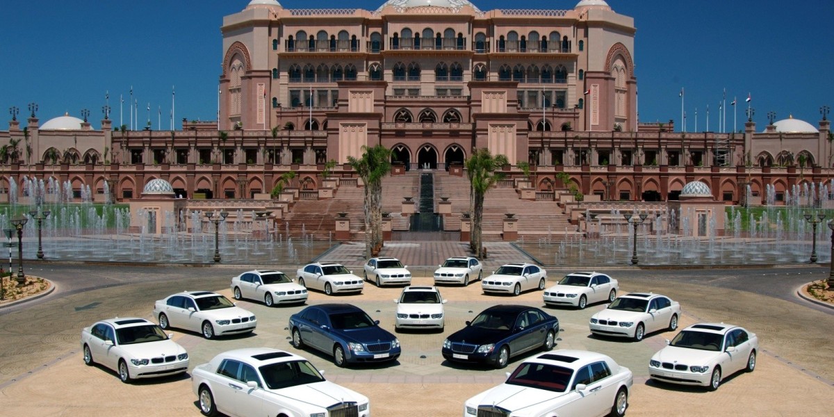 Freedom or Hassle? Should You Hire a Car in Abu Dhabi?