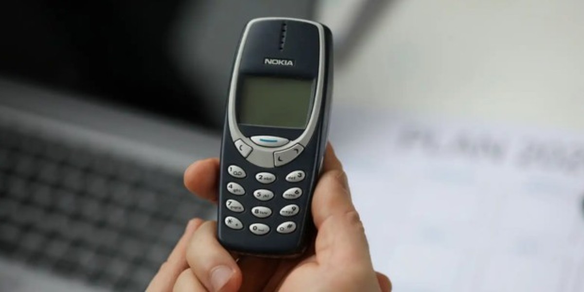 Mobile Phones Revolutionizing Communication in the USA: Past, Present, and Future