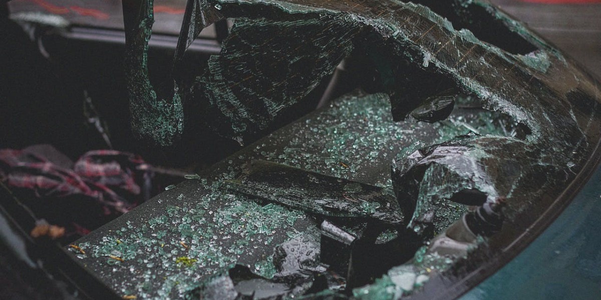 Safeguarding Your Children's Future After a Car Accident: Insights from a Family Wealth Advisor