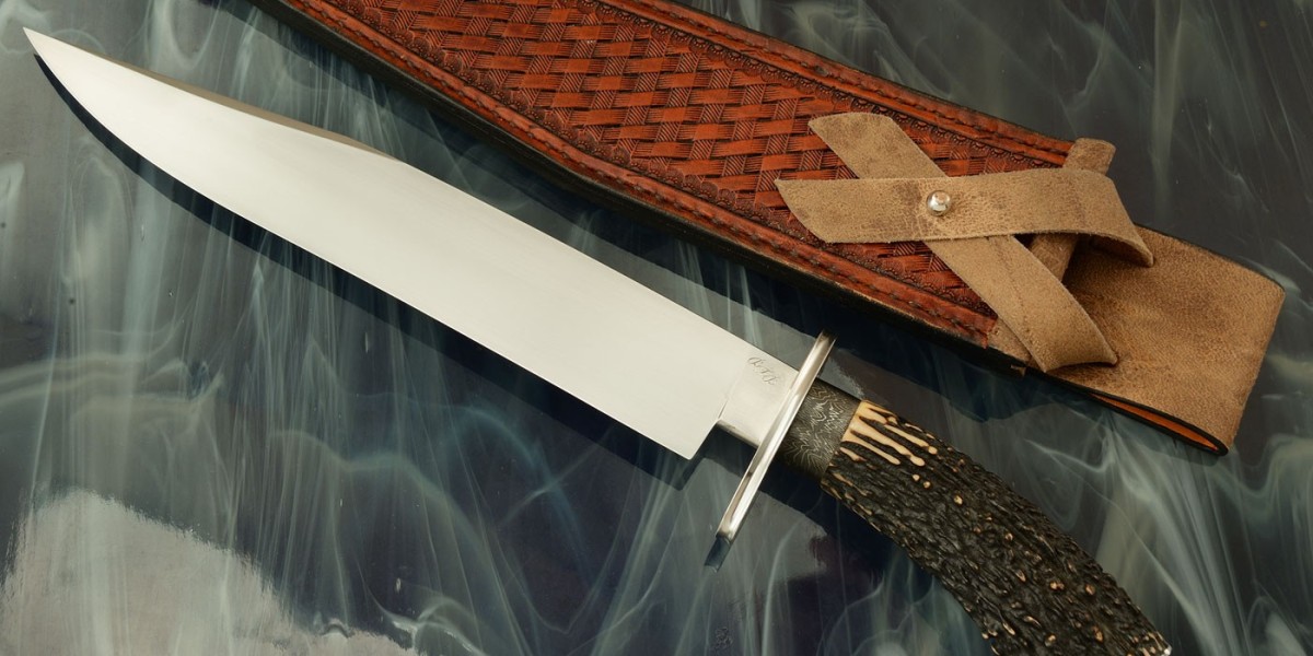 The Ultimate Guide to Stag Handle Bowie Knife