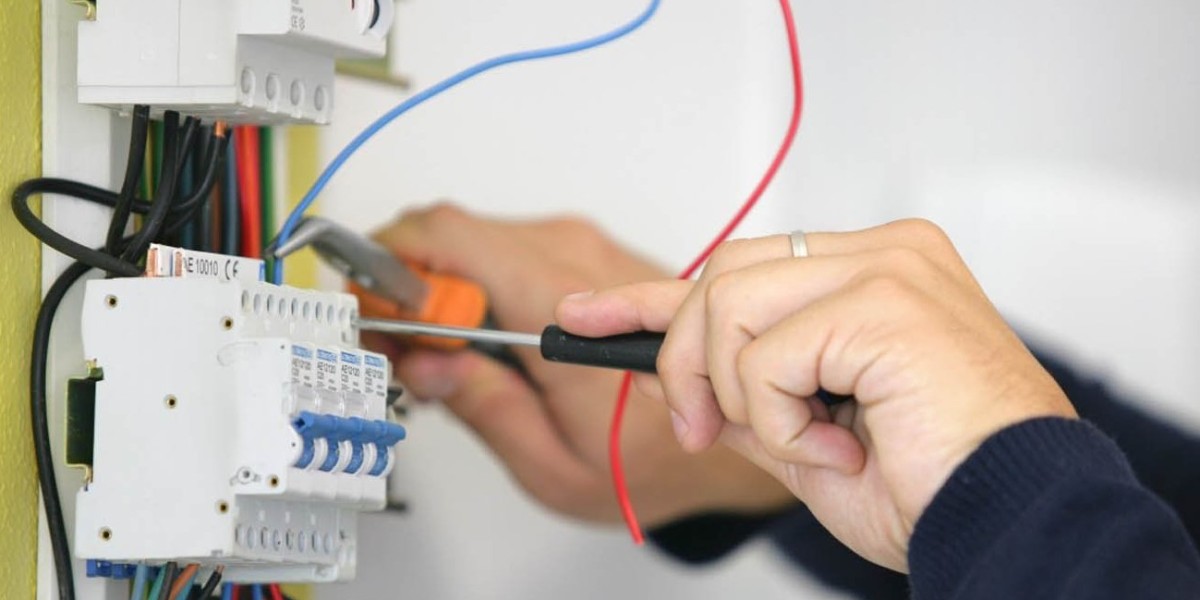 Comprehensive Guide to Hiring the Best Electricians for Your Needs