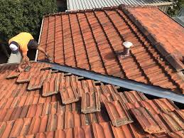 Top 6 mistakes you need to stay away from while hiring roofers Sydney | TheAmberPost