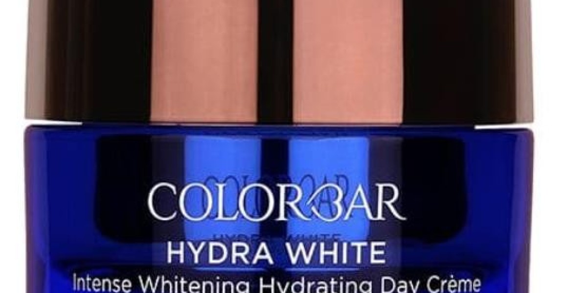 How To Incorporate Colorbar’s Hydra White Day Creme In Your Skin Care Routine