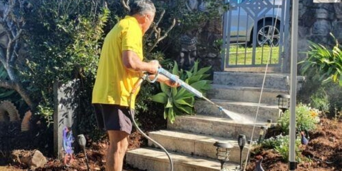 Pressure Washing Sunshine Coast: Revitalize Your Property's Exterior
