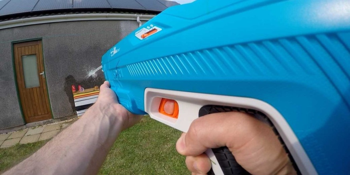 Conquer the Splash Zone with the Spyra Water Gun: Your Ticket to Aquatic Victory