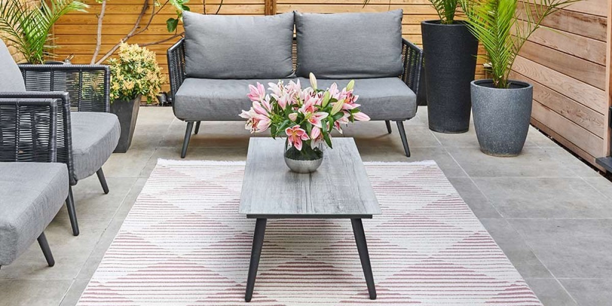 Outdoor Carpet Dubai: A Perfect Addition to Your Outdoor Space