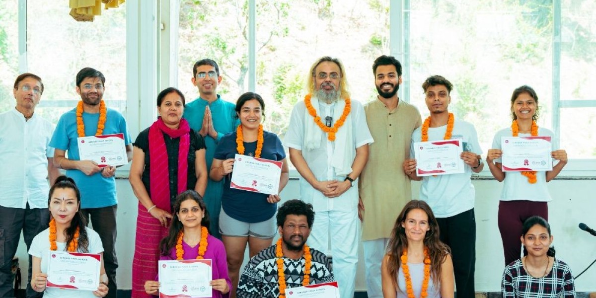 Thinking About A Yoga Teacher Training In Rishikesh