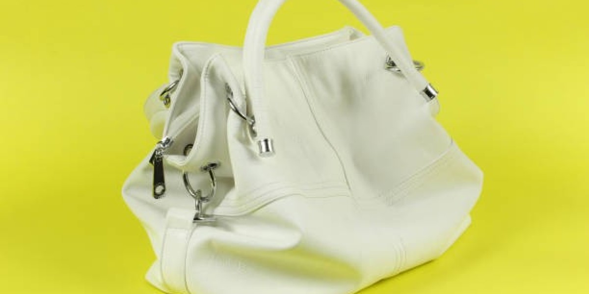 Everyday Elegance: Why Stella McCartney Tote Bags Are a Must-Have