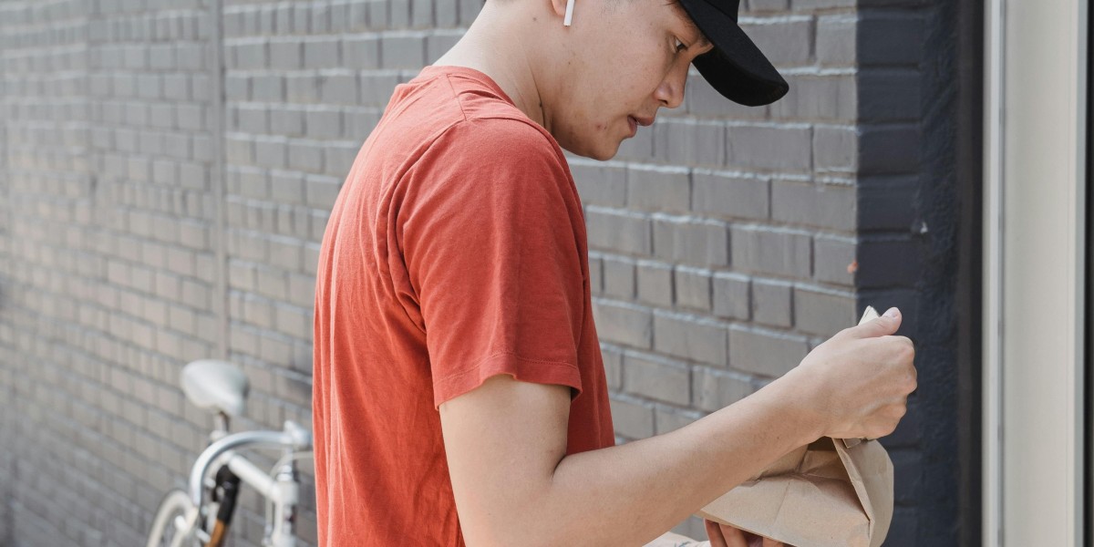 Signs You Need Garage Door Repair in Fountain Valley