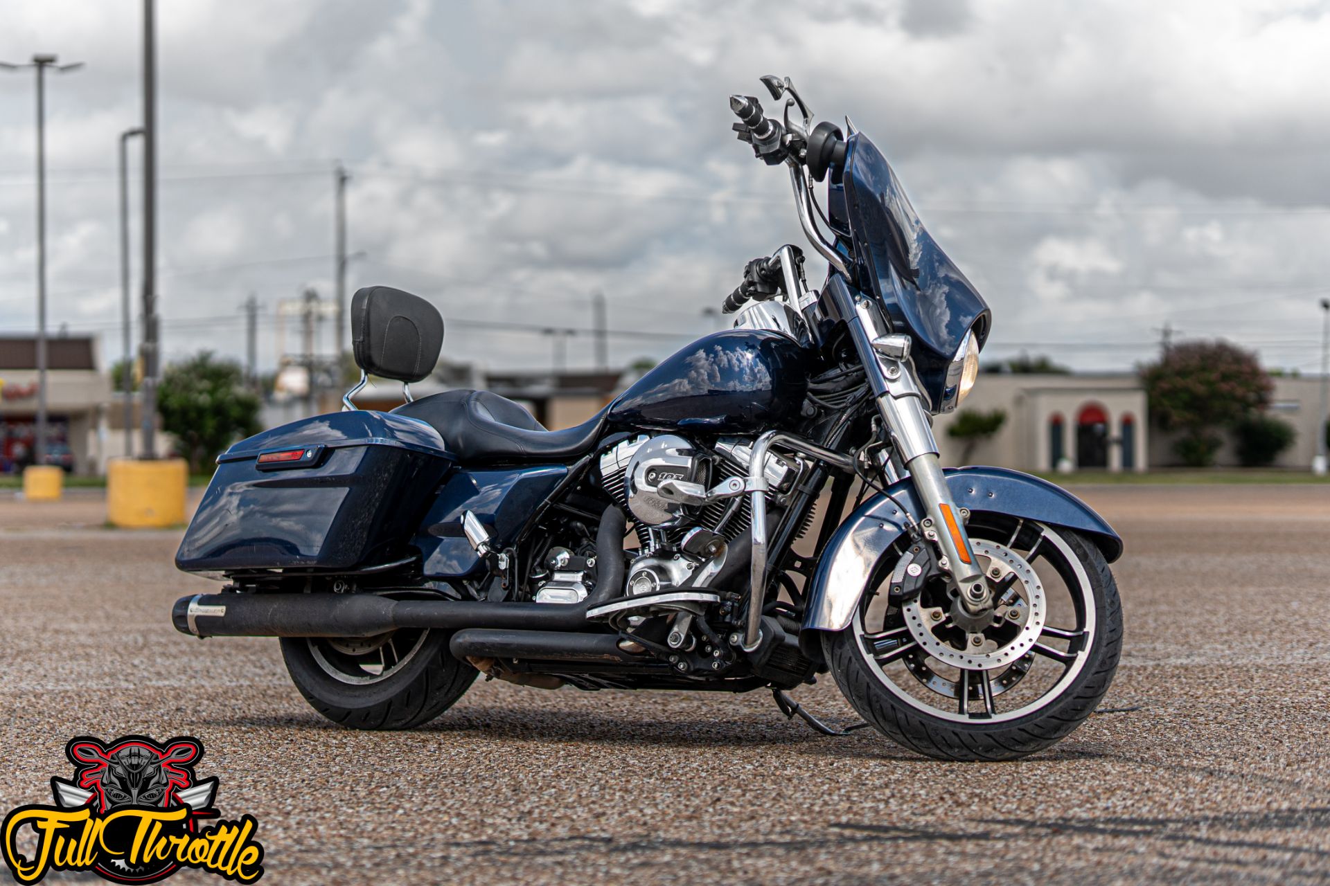 Used 2014 Harley-Davidson Street Glide® Big Blue Pearl