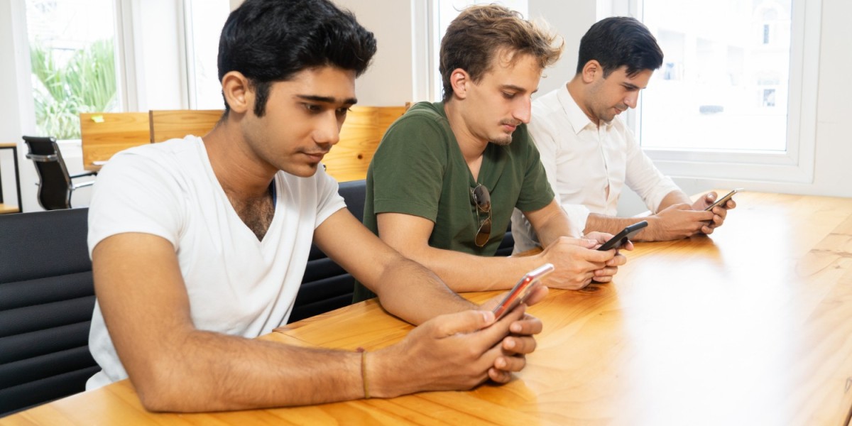 Why Quytech Is Your Best Partner to Hire Dedicated iPhone App Developers in India