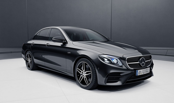 Mercedes E-class chauffeur Car Hire Service | Kona Chauffeur