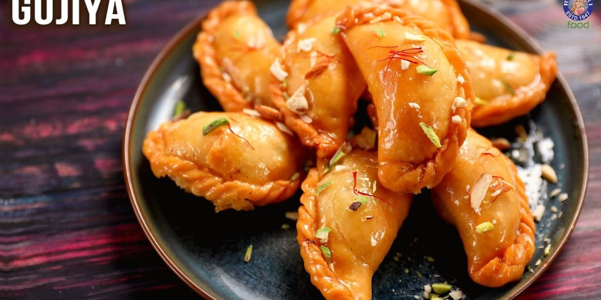 How to Make Delicious Gujiya: A Perfect Sweet Treat for Festivities | IndianBreakfastRecipe