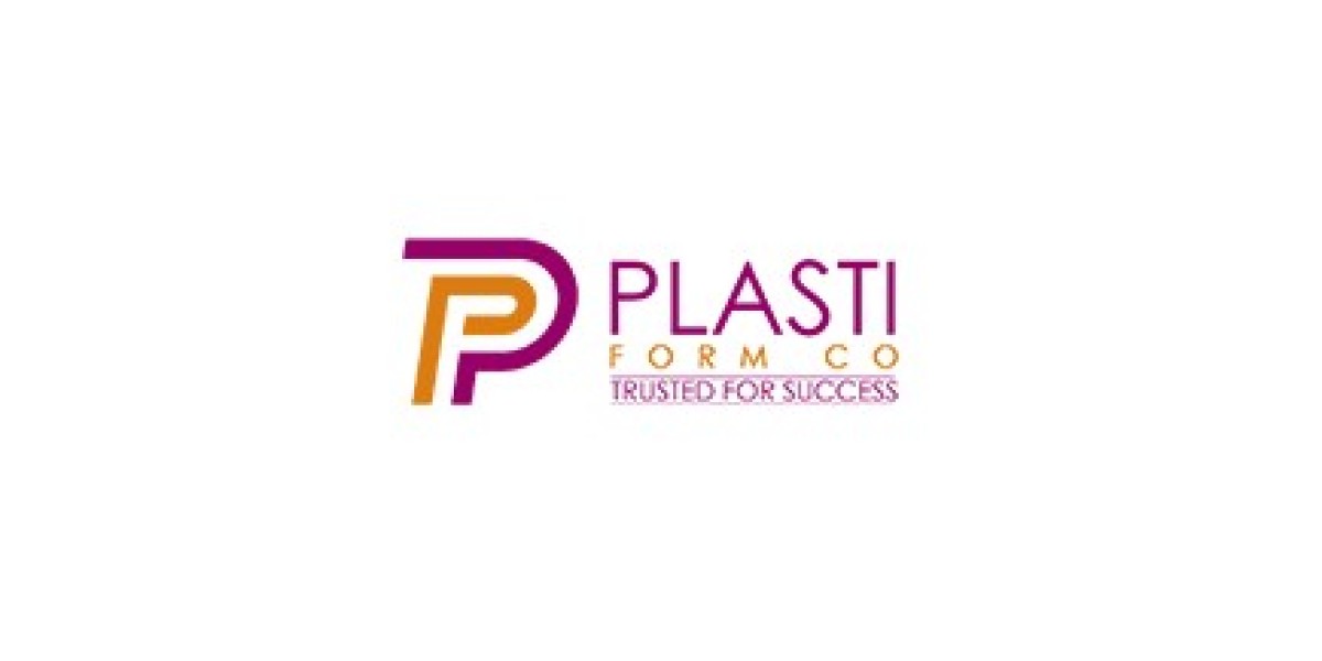 تصنيع اسطمبات نفخ بولي اثلين وPET في العاشر من رمضان مع PlastiFormCO