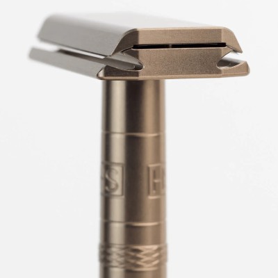 Henson AL13 Safety Razor – Scheer en Schuim Profile Picture