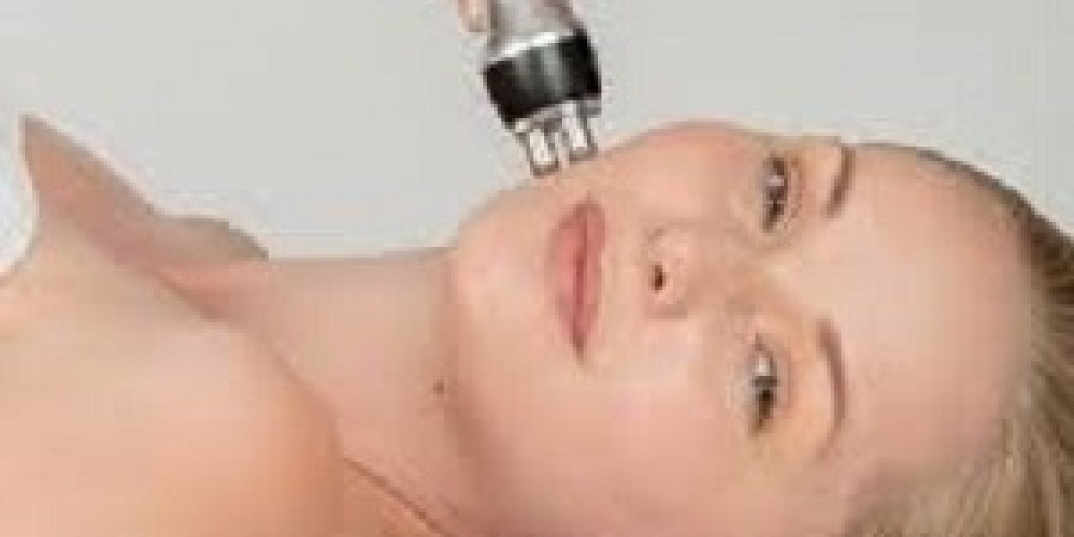 Glowing Skin Made Easy: HydraFacial in Riyadh