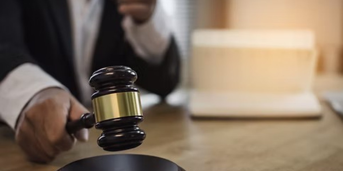 Chapter 7 Bankruptcy in Tucson AZ: Pros, Cons, and Legal Help