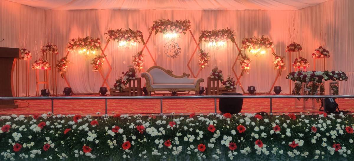 How to Choose Stage Decorators for Your Wedding in Chennai – Aaha Decor Events
