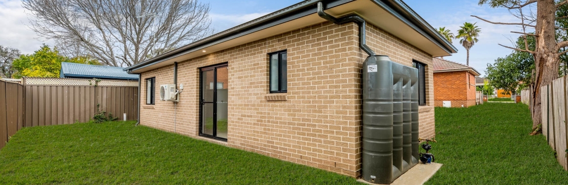 5 Star Granny Flats Cover Image