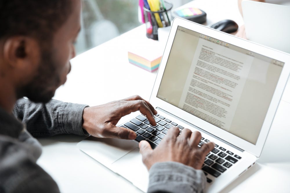 How to Choose a Reliable Nursing Essay Writing Service | by Essay Experts LLC | Jun, 2025 | Medium