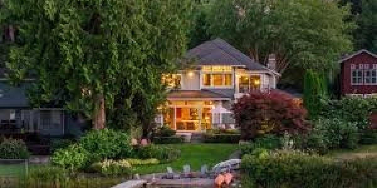 Your Dream Home Awaits at Lakeside Grand Condo