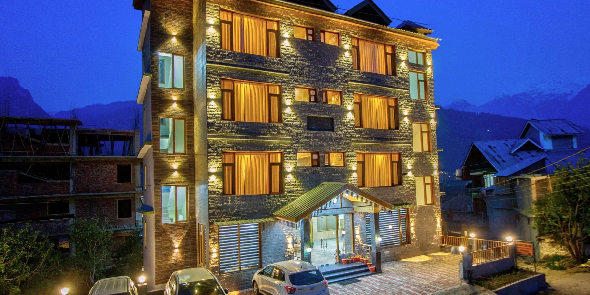 Manali Hotel Booking Guide for Family & Couple Trips