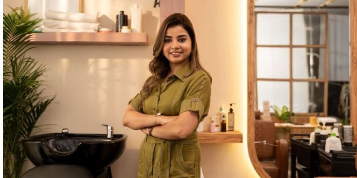 7 Non-Clinical Beauty Treatments Taking Over Salons in 2025