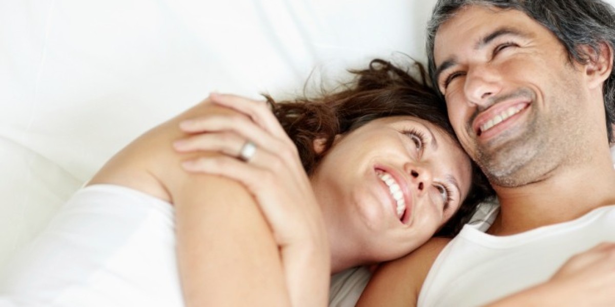 What are the main ingredients in Duremax?