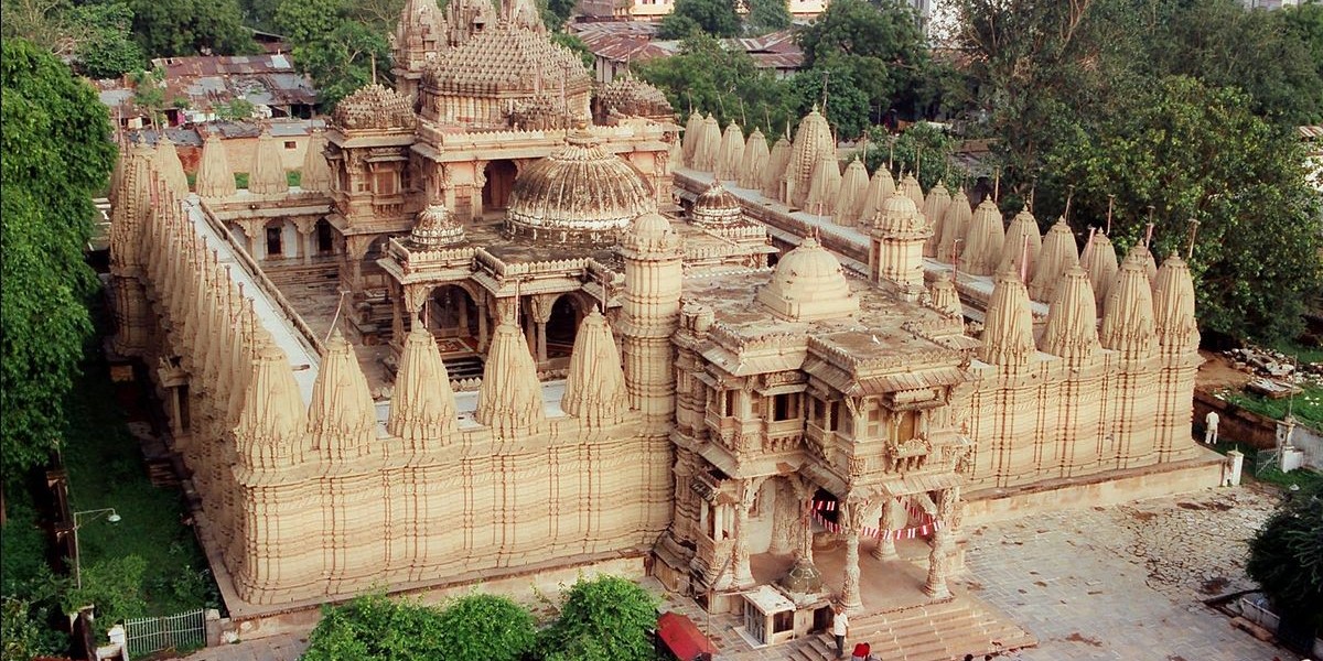 Vadodara to Ahmedabad Cab