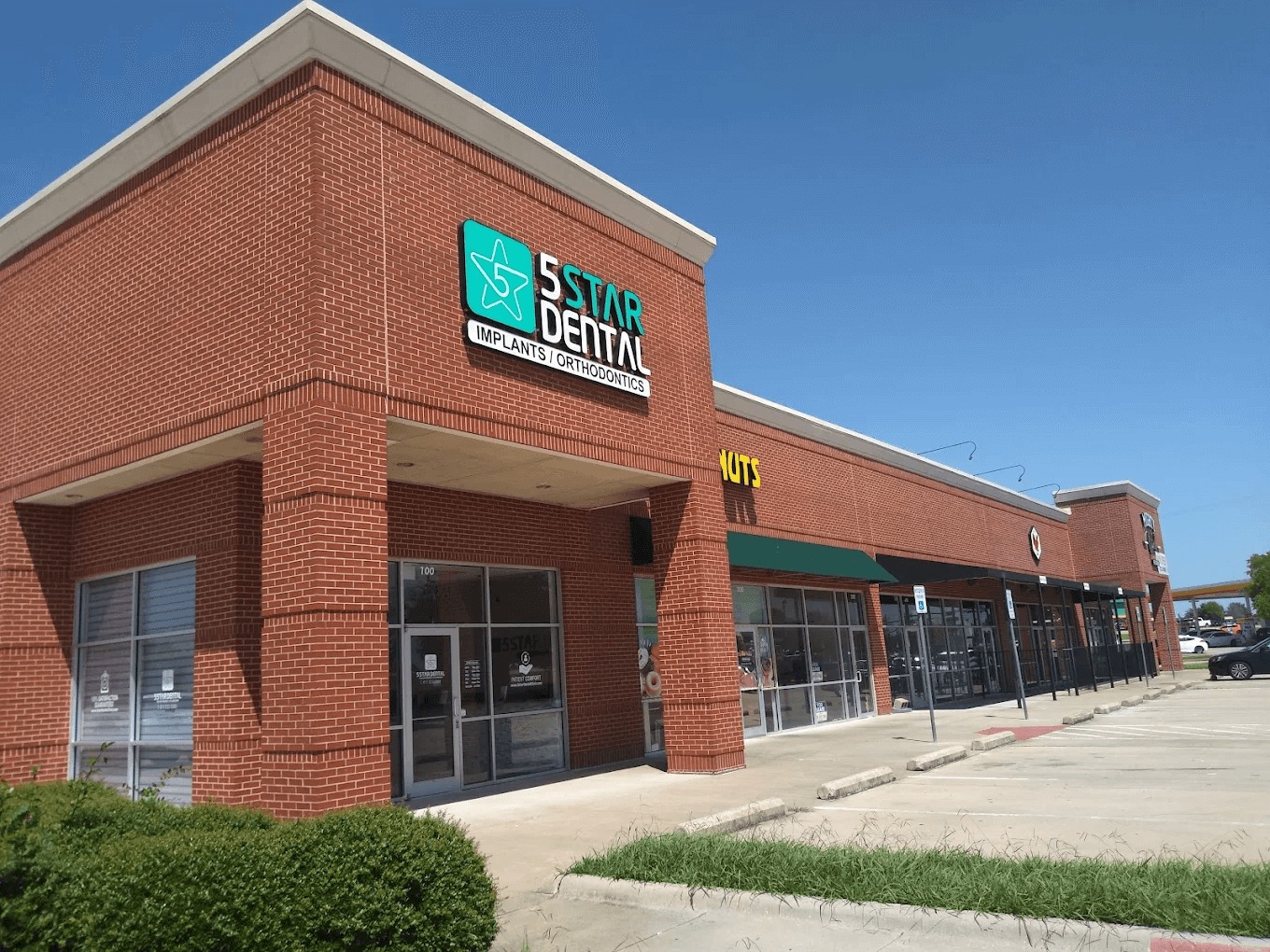 5 Star Dental Clinic Cover Image