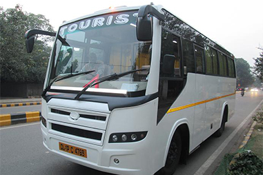 Essential Guide to Renting a Coach Rental: Important Tips for Every Trip - India Car Rentals
