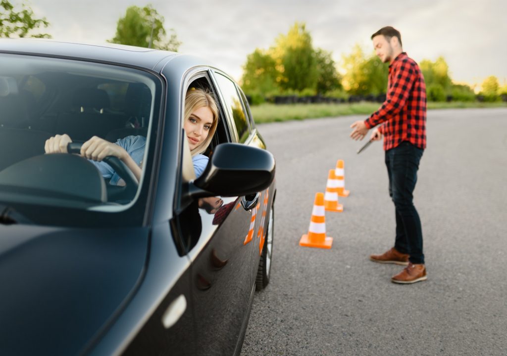 Professional Driving Lessons in Victoria - Deluxe Driving School