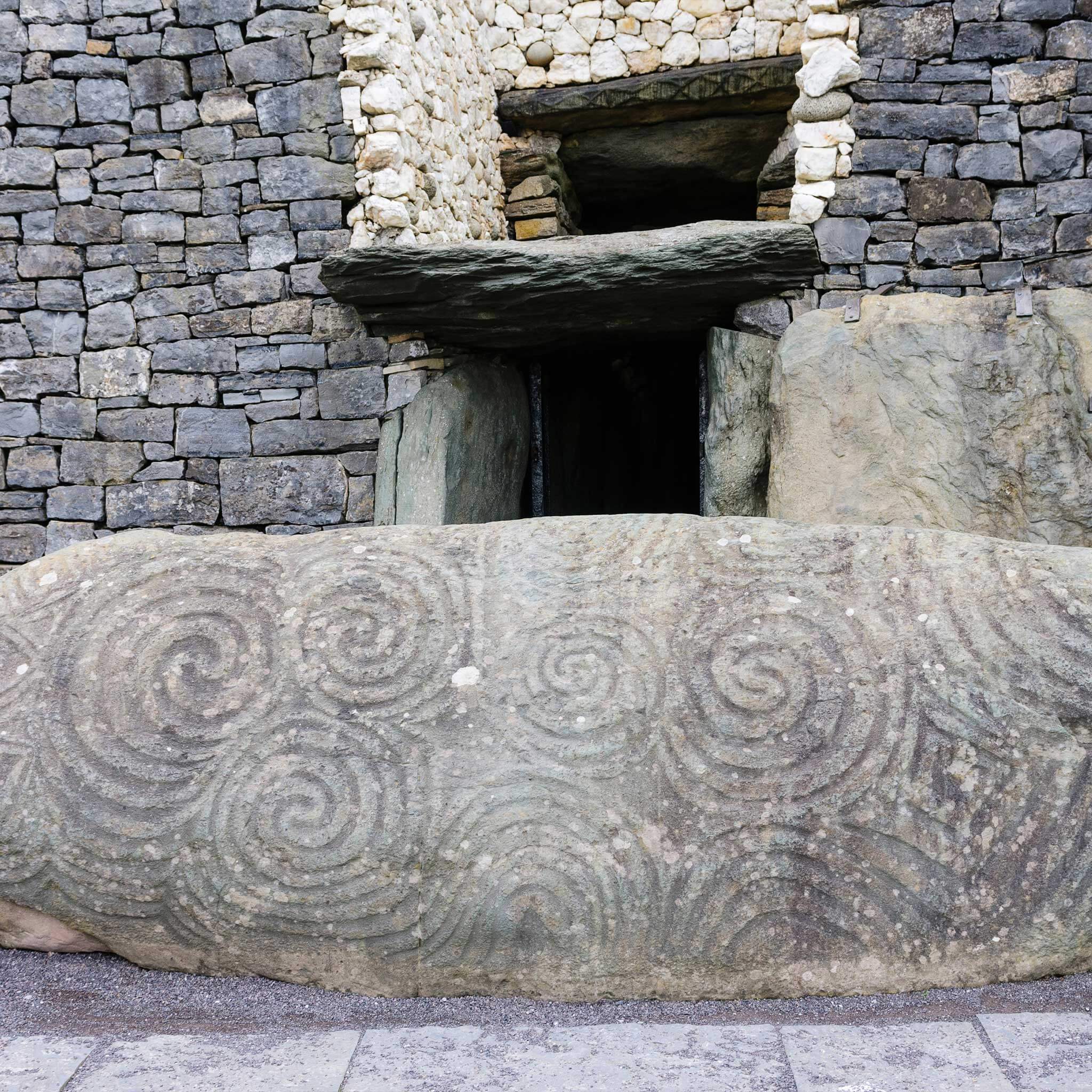 Unraveling the Mysteries: Celtic Knots and Symbols                      – Eternal Glyph