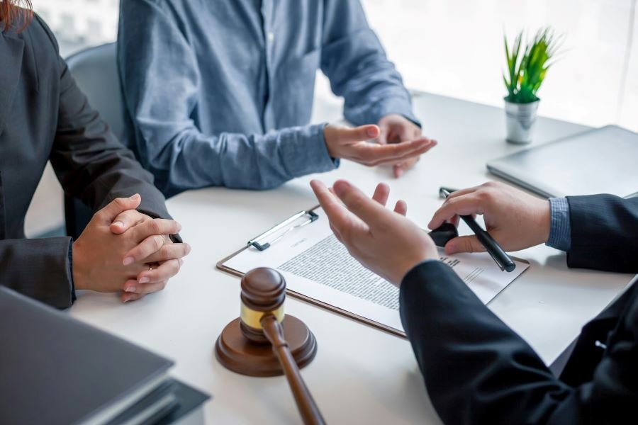 Can I Sue My Lawyer for Not Doing His Job in New York?