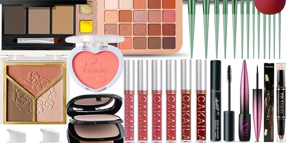 Sparkle and Shine: The Ultimate Guide to Glitter Eyeshadows