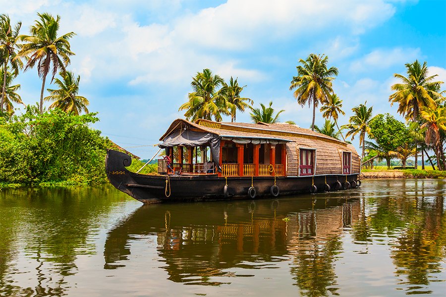 Backwaters, Beaches, and Beyond: A Complete South India Travel Guide - India Tourism Guide & Travel News