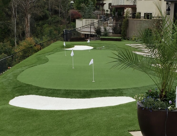 Synthetic vs. Natural Grass: What LA Homeowners Should Choose for Putting Greens in 2025