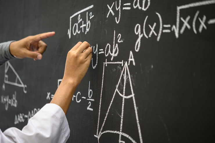 Math Tutor in Mississauga | Customized Math Tutoring Support
