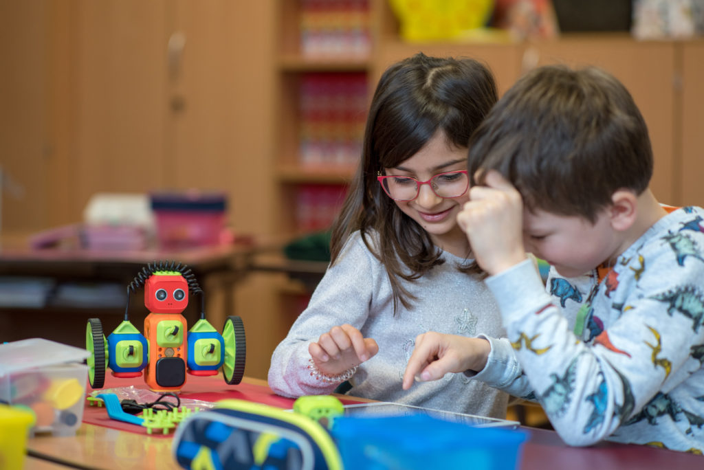 Importance of Coding and experiential Learning courses for kids
