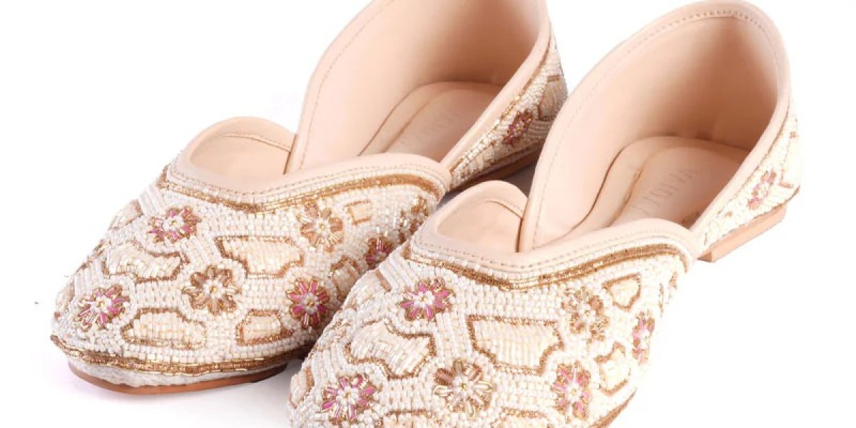 Juti for Women: The Perfect Festive and Wedding Footwear Choice