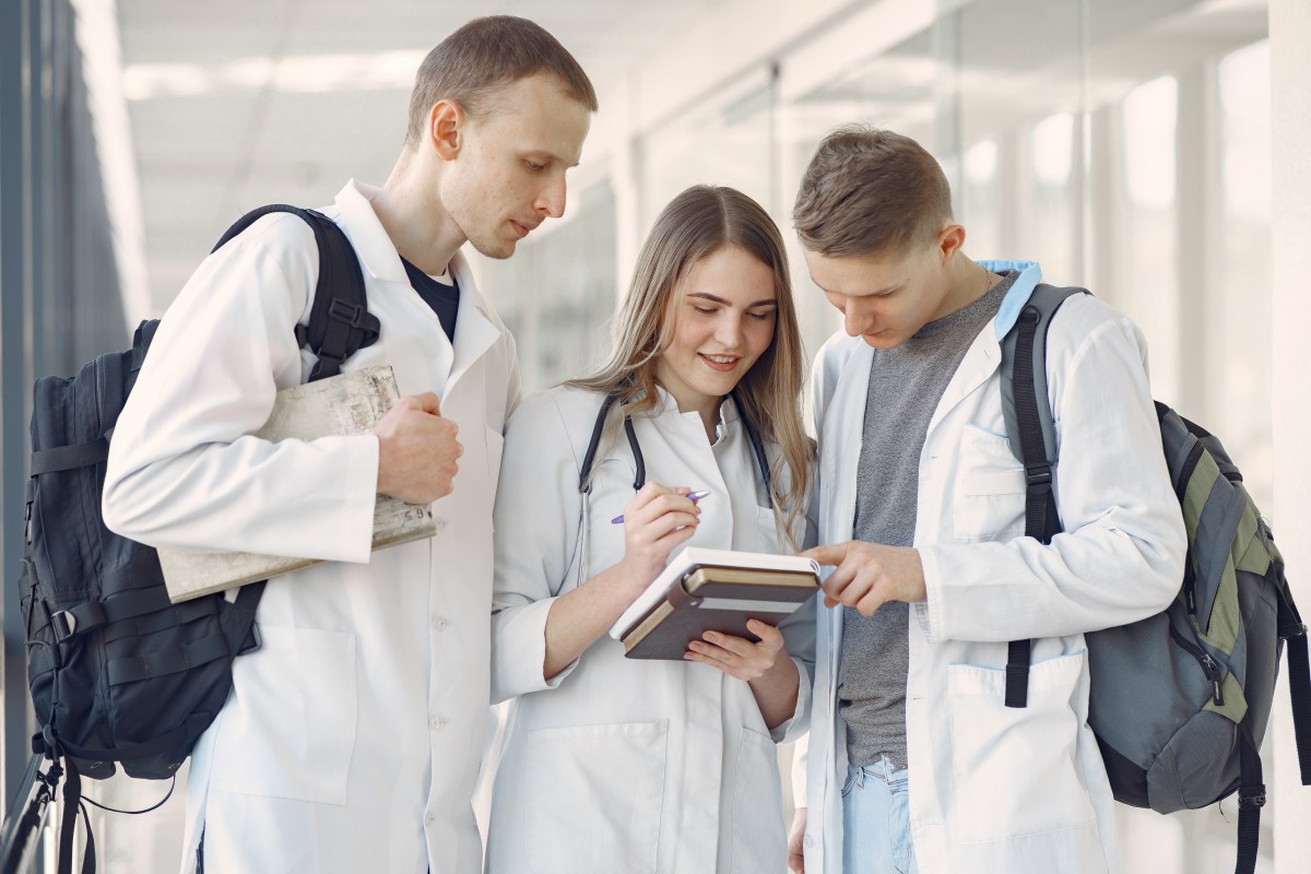 Top 5 B Pharma Colleges in Noida To Kick-start Your Career – ITS The Education Group