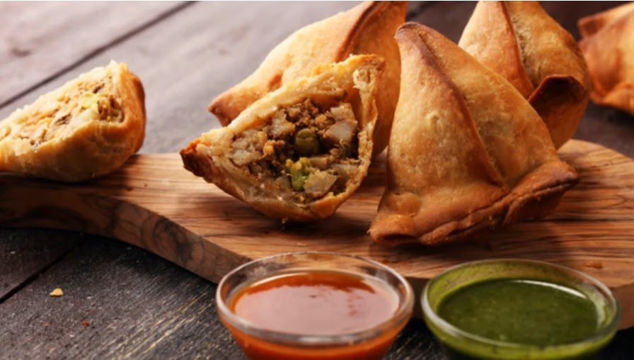 Discover Indian Street Food Bliss in Edinburgh: Peppercorn’s Flavors Delivered