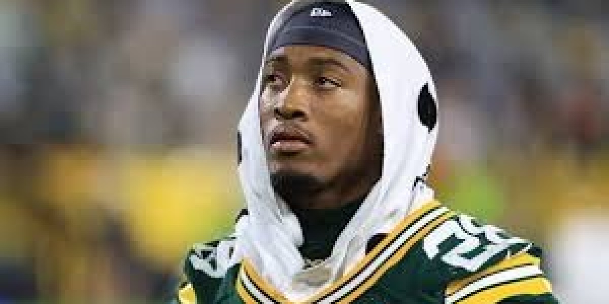 Packers Referred to as Ultimate Suit for $35 Million QB