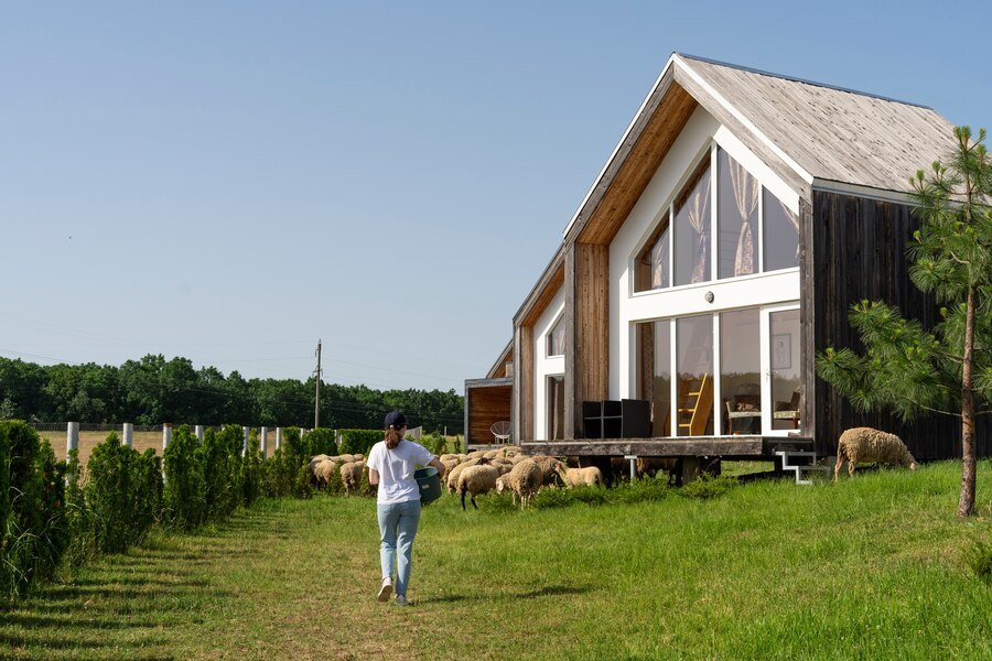 Farm House for Sale in Gurgaon | Gurdeep &  Associates
